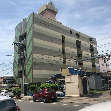 Hotel Residencial Alameda Panama Stadt Exterior foto